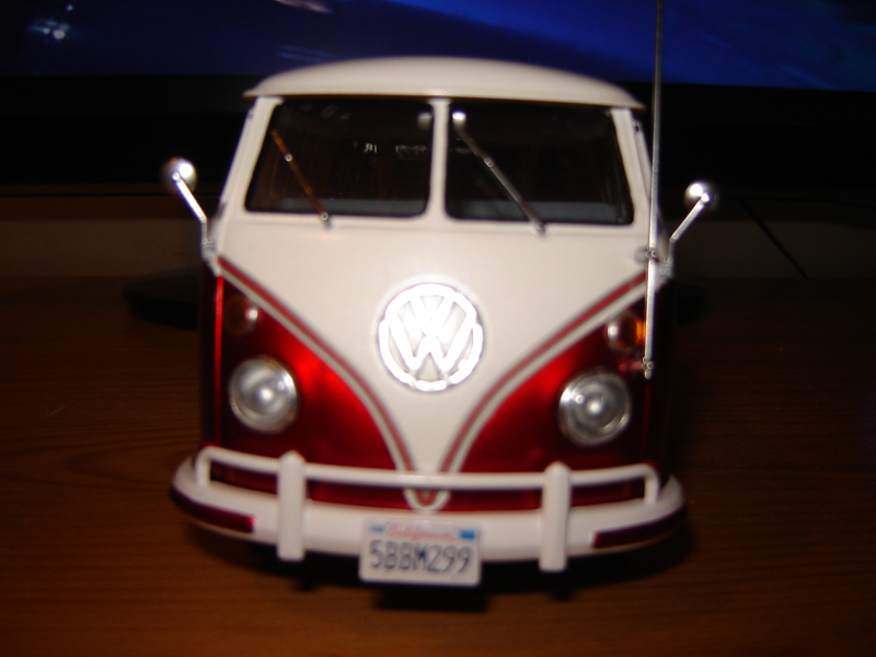 Volkswagen-Type-2-Microbus-002.jpg