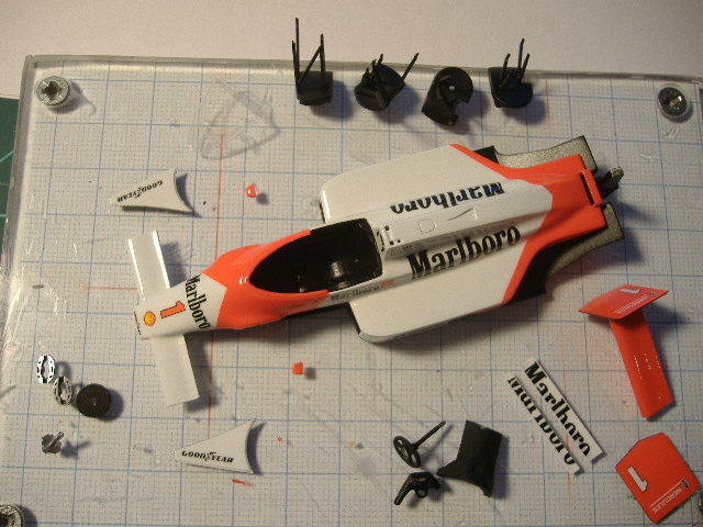 McLarenMP4-3 001.jpg