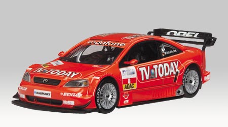 schuco21649opelAstra-V8coupeWinkelhock2002.jpg