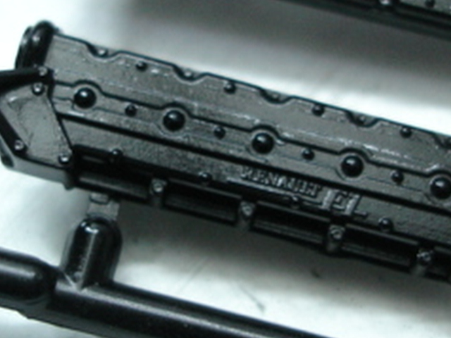 depois de seco é a vez da tinta acrilica da tamiya X-18