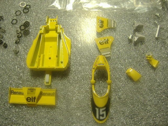 RenaultRS01 088.jpg