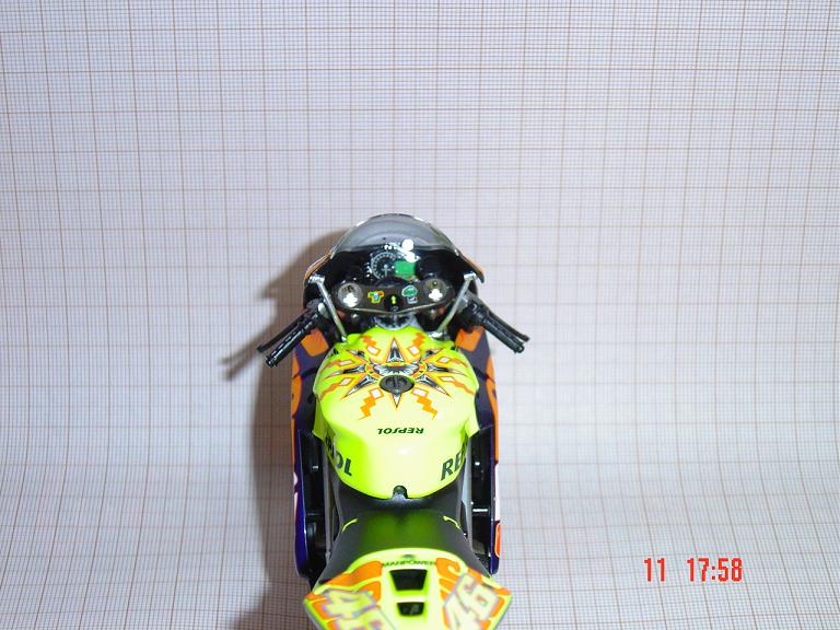 RCV 211 045L.jpg