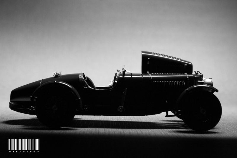 Aston Martin 1.JPG