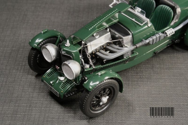 Aston Martin 7.JPG