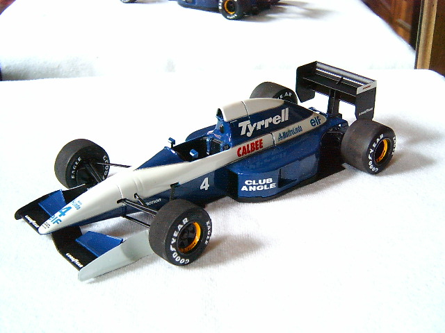 tyrrell.020.92 001.jpg