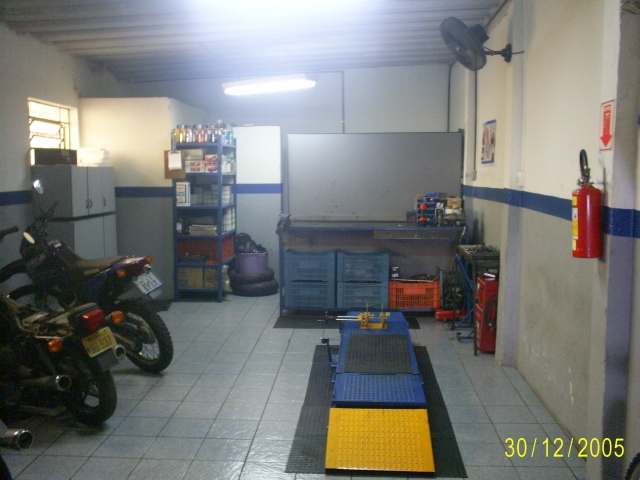 Aqui e o meu local de trabalho e de pintura, o resto eu monto em casa.