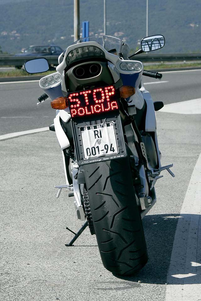 cbr37pm1.jpg